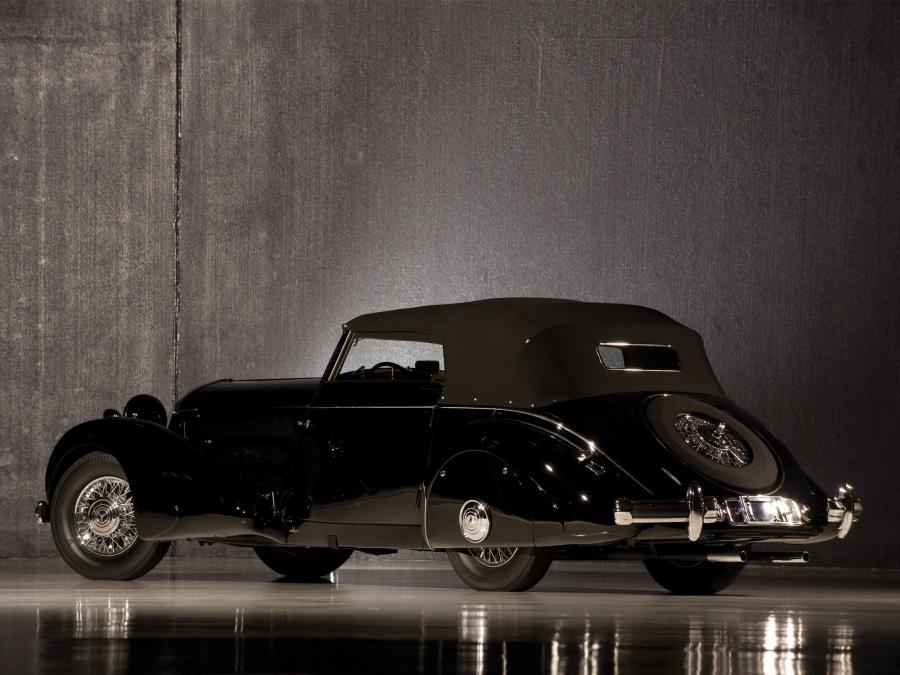 Mercedes-Benz 540K Special Cabriolet 1936 года  (фото 21 из 23)